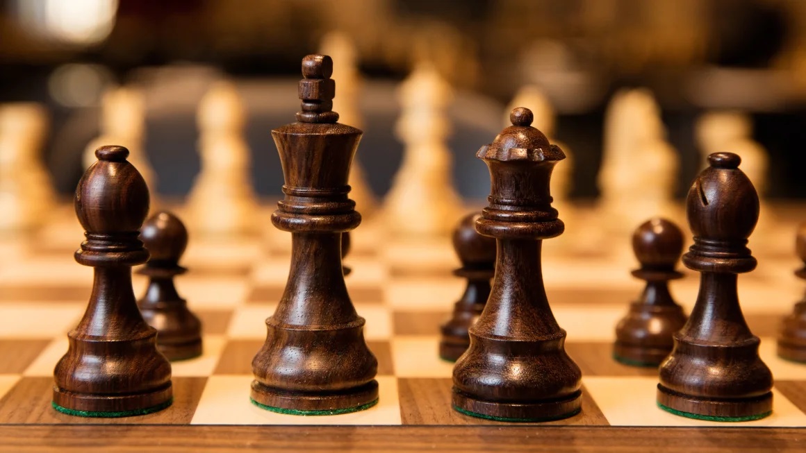 220928082210-chess-board-general-view